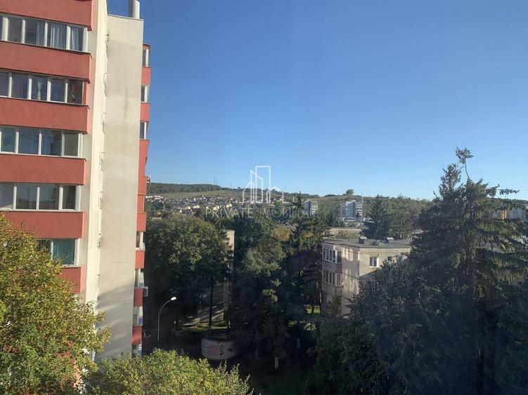 Apartament cu 2 camere decomandat în Dâmbu Pietros