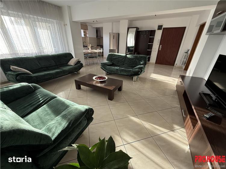 Apartament cu 3 camere, mobilat în Unirii