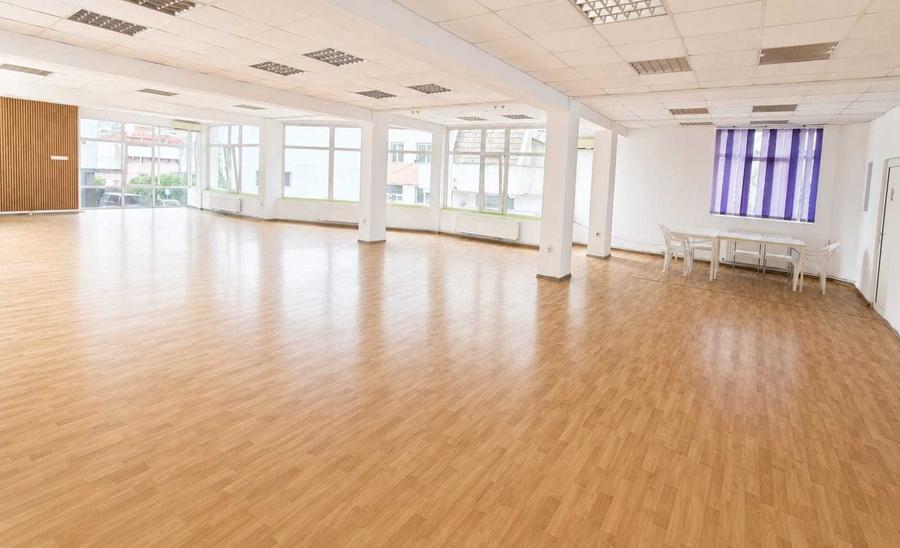 Spațiu comercial, de 190 mp, în Exterior Vest