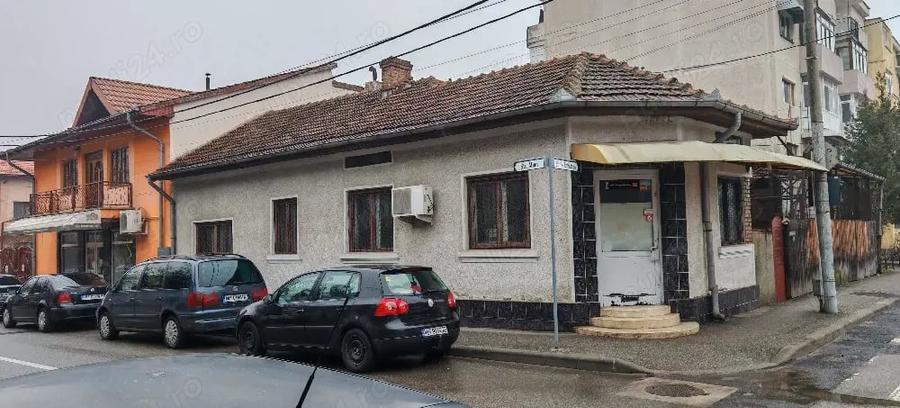 Casă cu Teren 670 Mp în Central