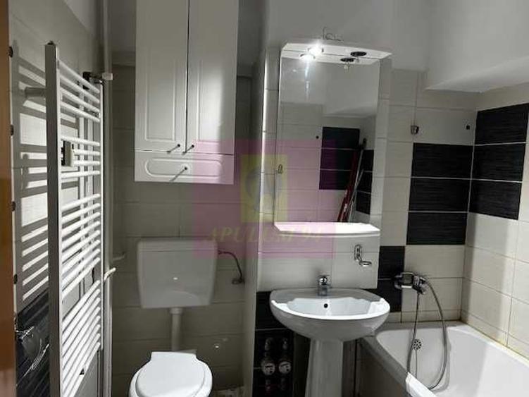 Apartament cu 3 camere decomandat în Unirii