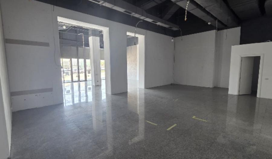 Spațiu comercial, de 160 mp, în Apărătorii Patriei