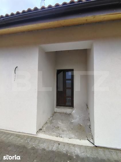 Casă cu 4 camere cu Teren 750 Mp în Jucu