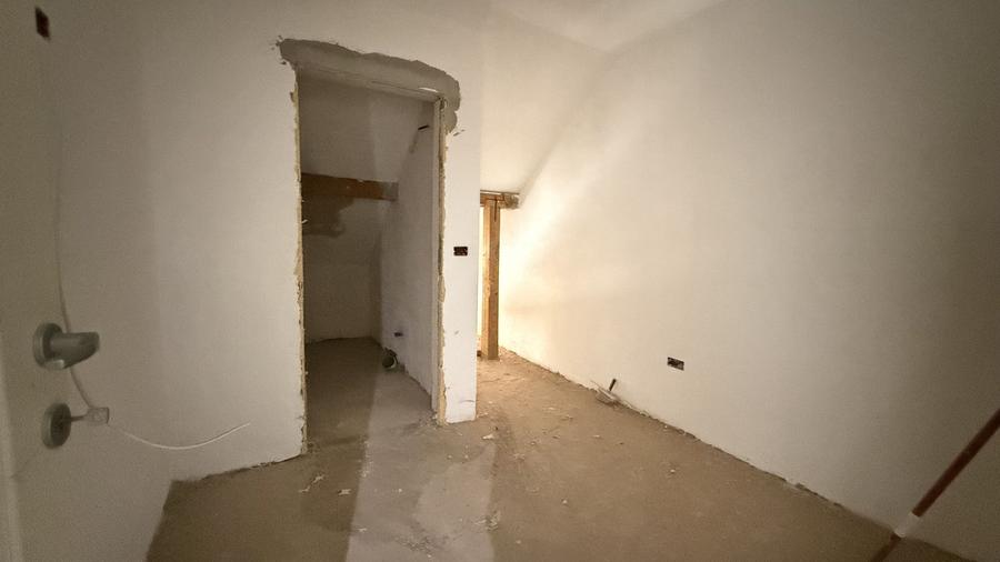 Casă individuală cu 6 camere cu Canalizare în Dudeștii Noi