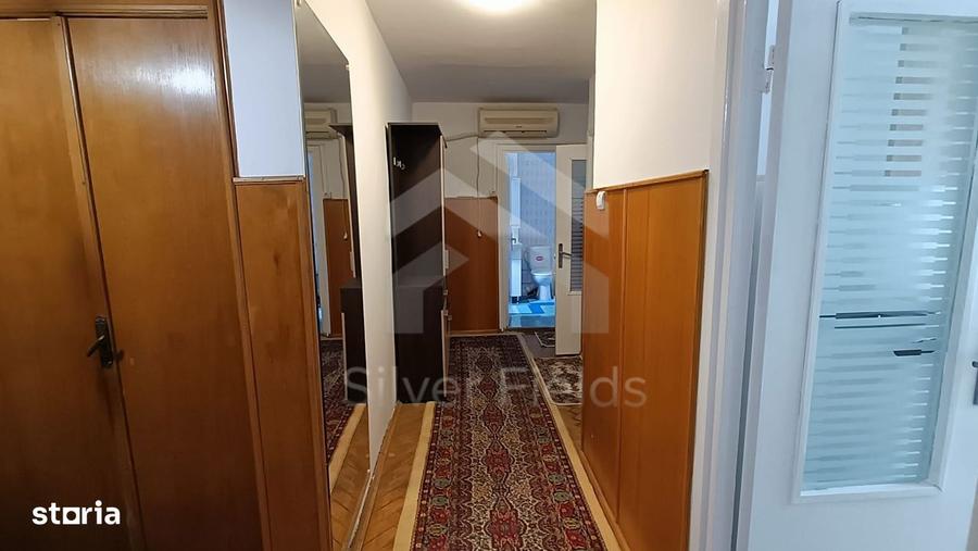 Apartament cu 3 camere, mobilat în Complex Studențesc