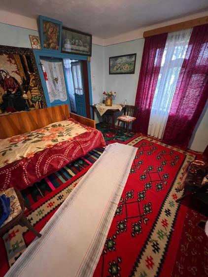 Casă cu 3 camere în Oglinzi