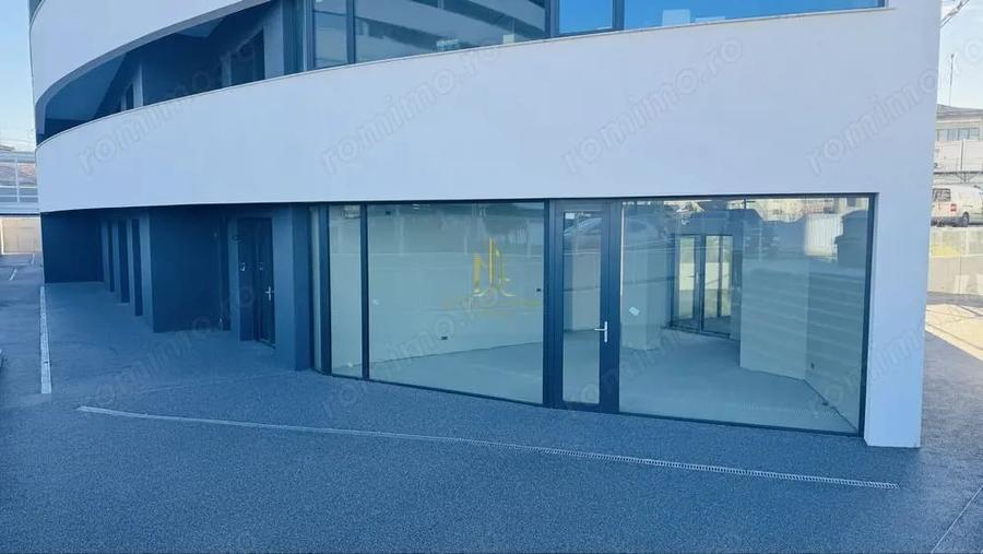 Spațiu comercial, de 400 mp, în Universității