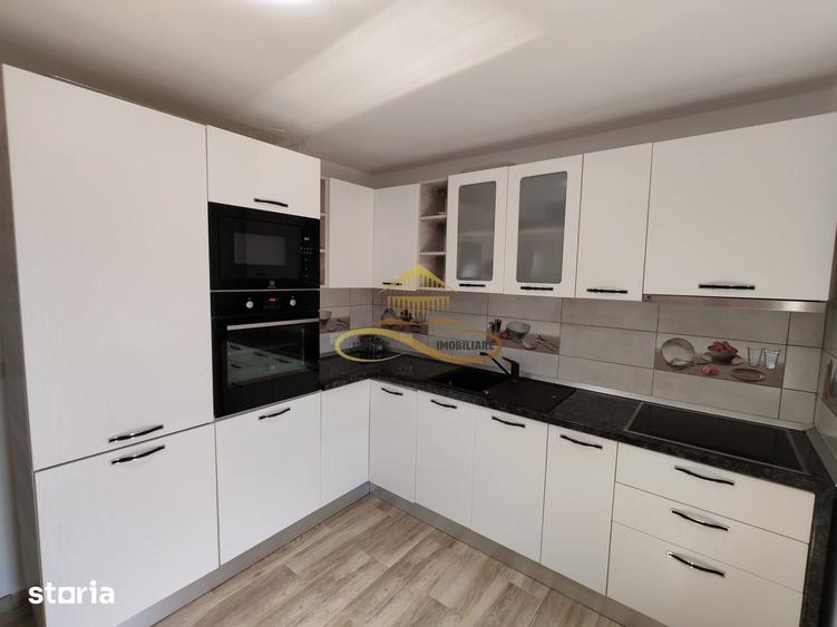Casă cu 4 camere cu Teren 1009 Mp în Răcăciuni