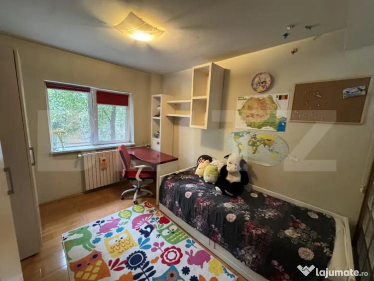 Apartament cu 4 camere decomandat, mobilat în Rovine