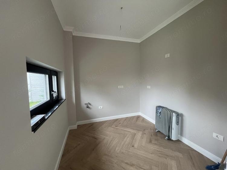 Casă cu 4 camere cu Teren 308 Mp în Favorit