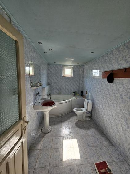 Casă cu 4 camere în Strei