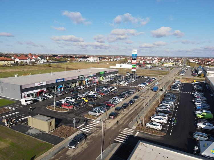 Inchiriem spatiu comercial 187 mp Funshop Park Mosnita, Timis