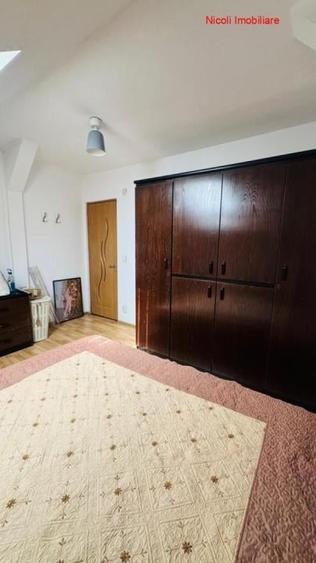 Apartament cu 3 camere în Berceni