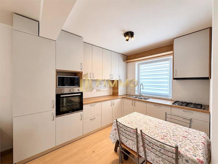 Casă cu 3 camere cu Teren 300 Mp în Poieni-Suceava
