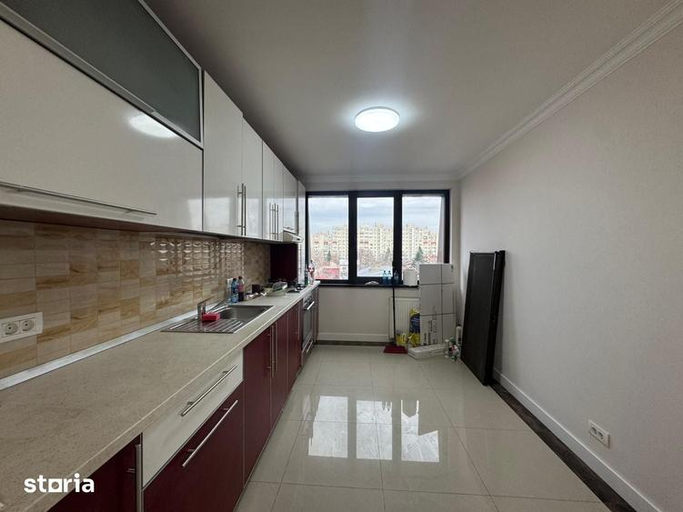 Apartament cu 3 camere în Grivița