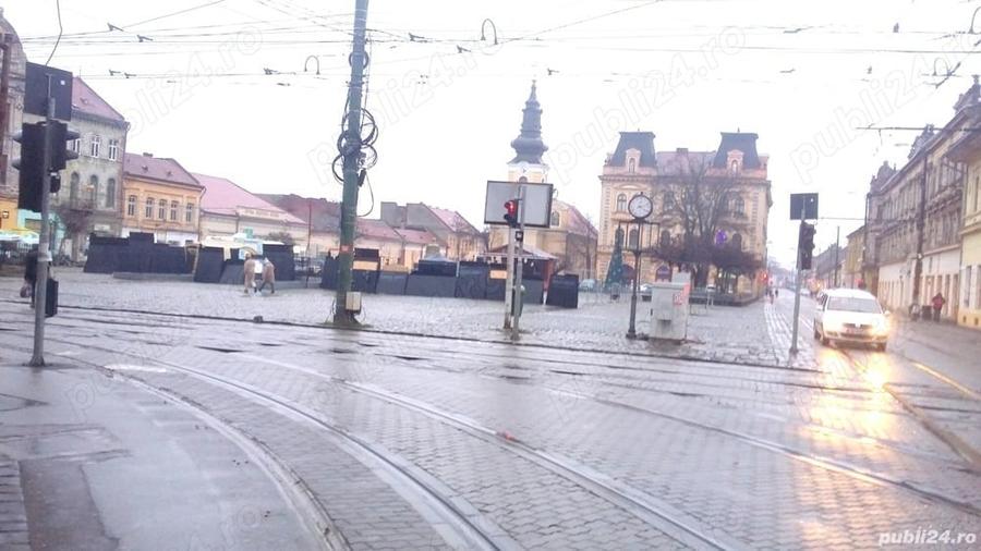 Casă cu 6 camere în Traian