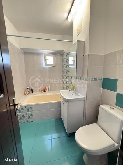 Apartament cu 4 camere decomandat în Păcurari