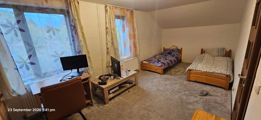 Casă individuală cu 4 camere cu Teren 570 Mp în Sadu