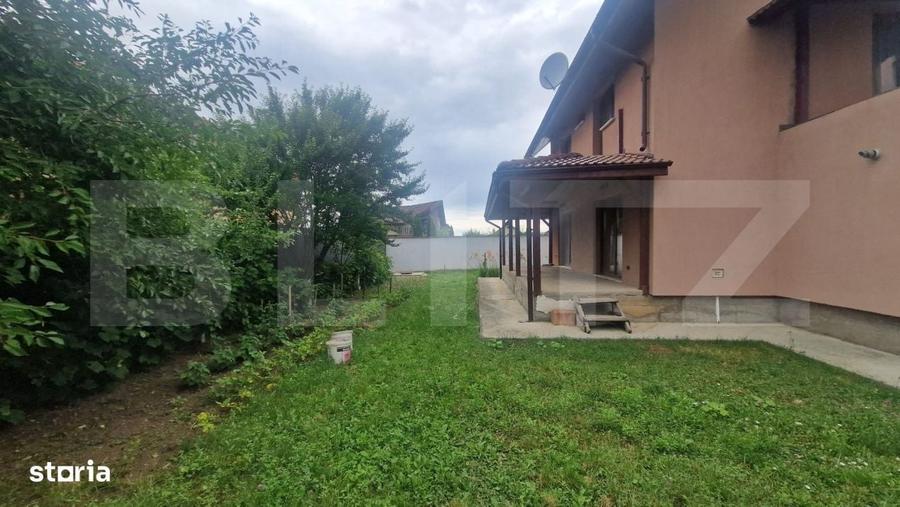 Casă cu 4 camere în Central