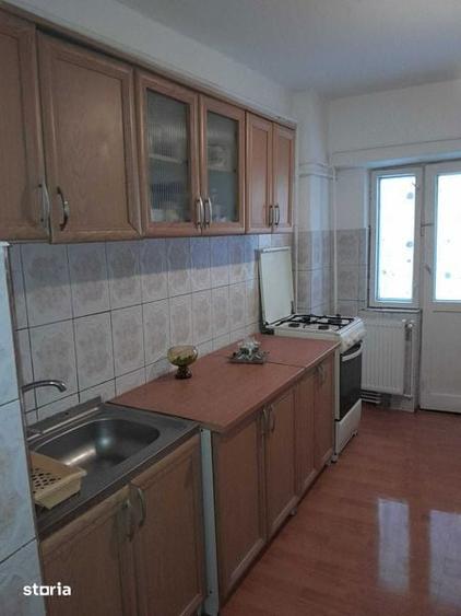 Vand apartament cu 2 camere decomandat - 1