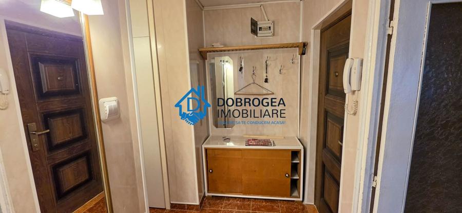 Apartament cu 2 camere decomandat, mobilat în E3