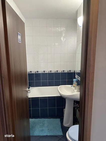 Apartament cu 3 camere decomandat, mobilat în Dârste