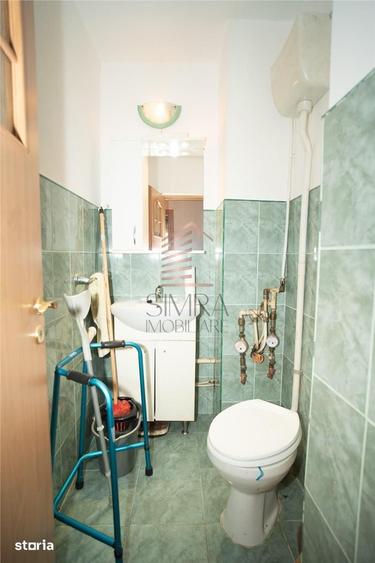 Apartament cu 3 camere decomandat în Decebal