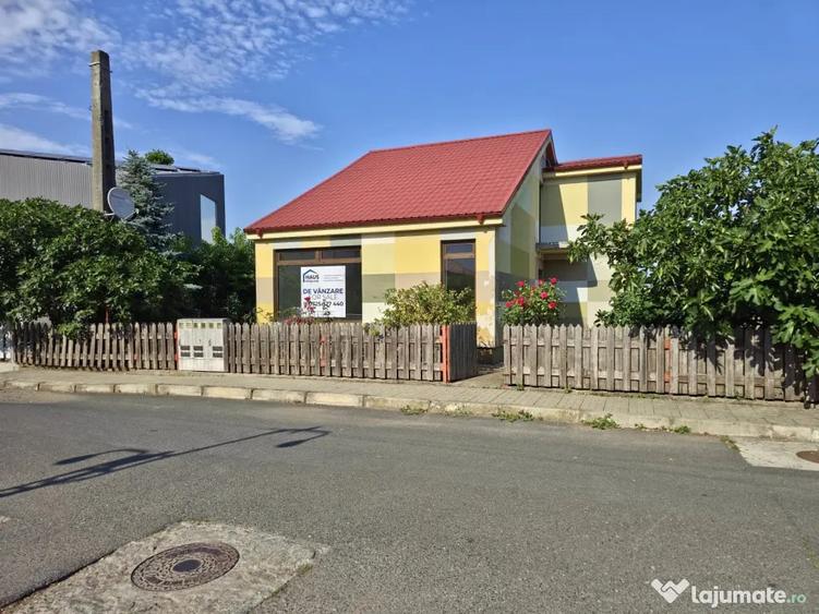 Casă cu 4 camere cu Teren 362 Mp în Cumpăna