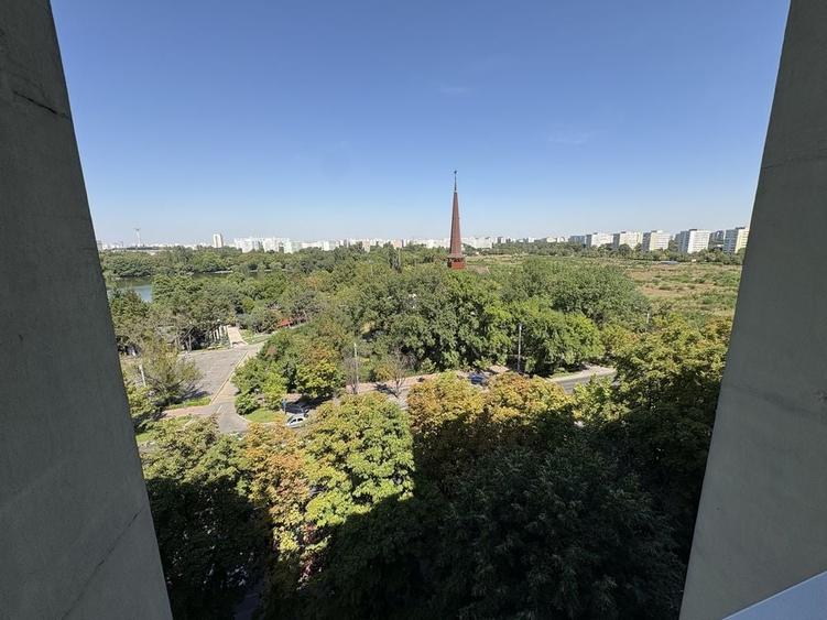 Apartament cu 3 camere nedecomandat în Titan
