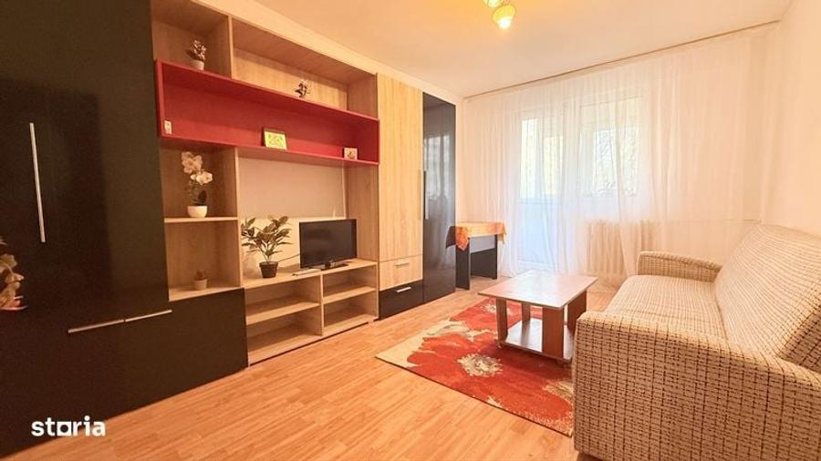 Apartament cu 2 camere decomandat în Tei