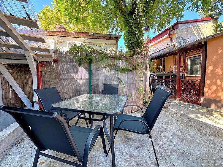 Apartament cu 2 camere semidecomandat, mobilat în Unirii
