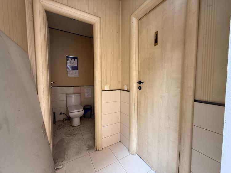 Spațiu comercial, de 126 mp, în Centrul Istoric