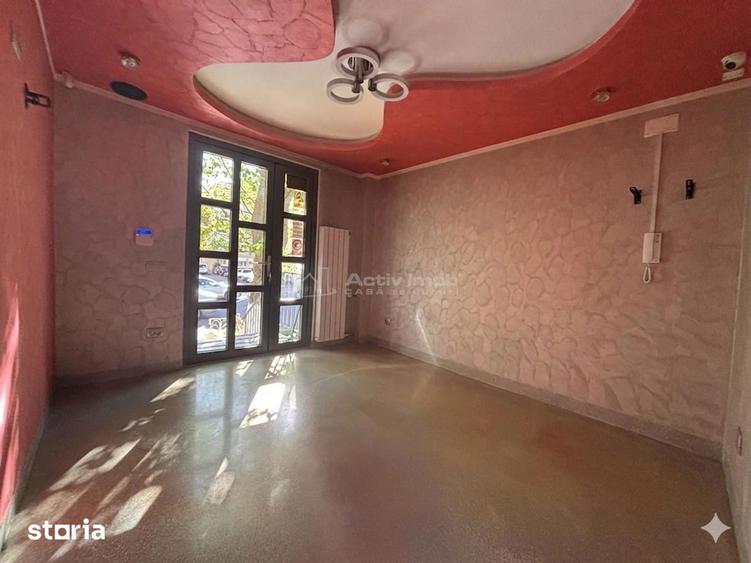 Apartament cu 5 camere în Rogerius
