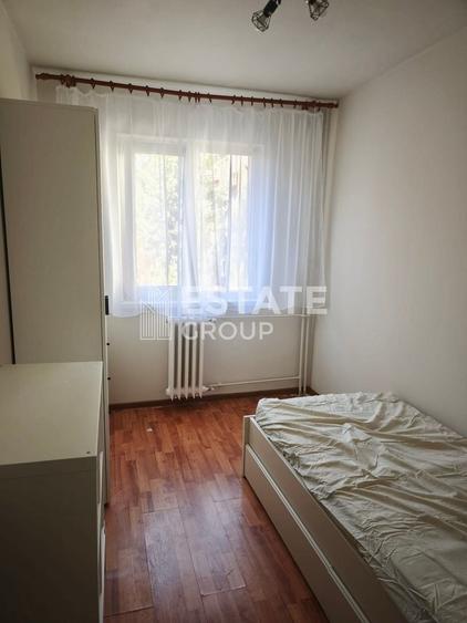 Apartament cu 3 camere semidecomandat, mobilat în P-ța Doina