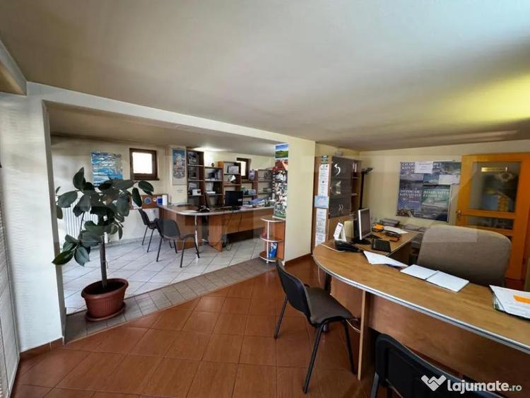 Spațiu comercial, de 254 mp, în Cetate