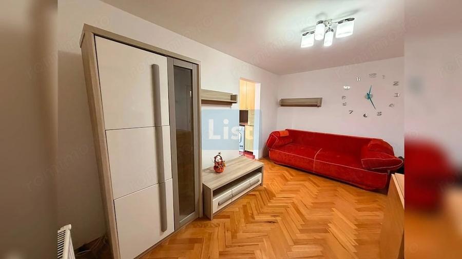Apartament cu 2 camere în Micro 38