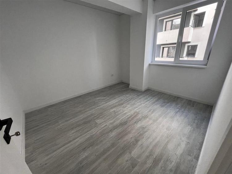 Apartament cu 2 camere decomandat în Vișan