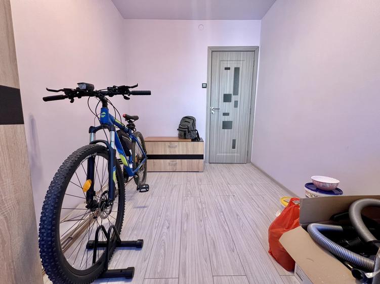 Apartament cu 3 camere semidecomandat, mobilat în Șagului