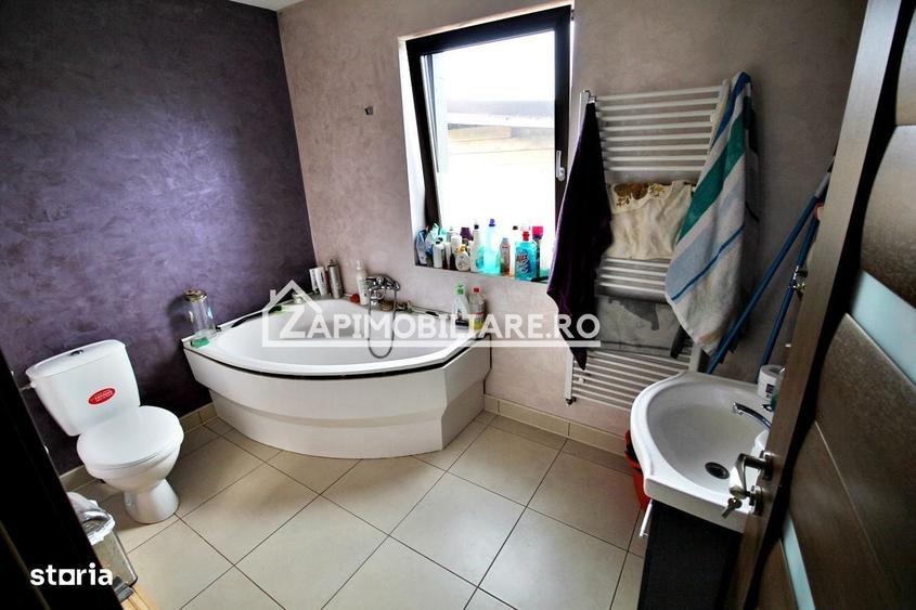 Casă cu 4 camere în 7 Noiembrie