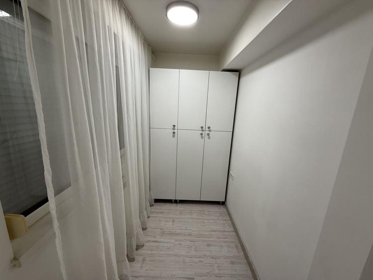 Apartament cu 2 camere semidecomandat, mobilat în Tomis Nord