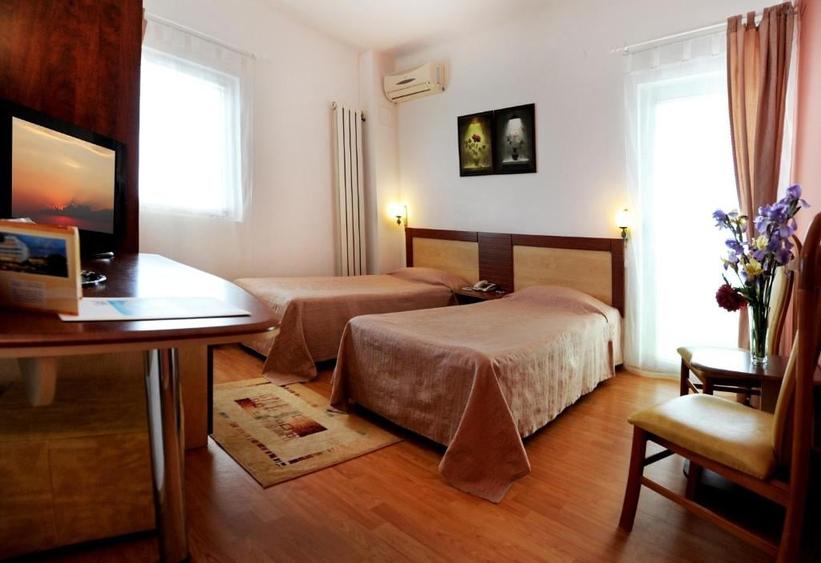 Hotel/Pensiune, de 20 mp, în Central
