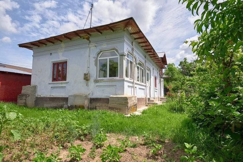 Casă cu 4 camere în Măgura