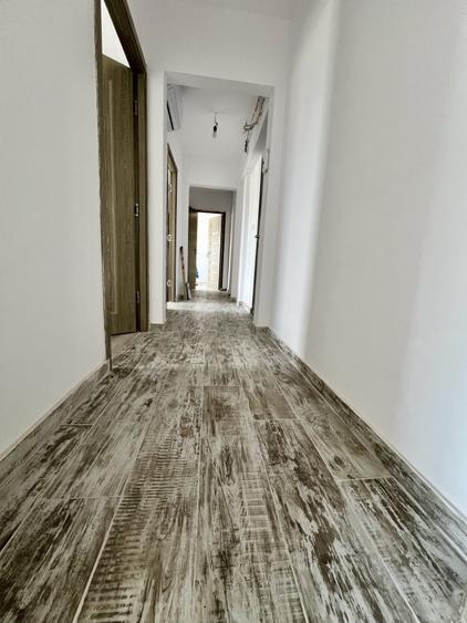 Apartament cu 3 camere decomandat în Șagului