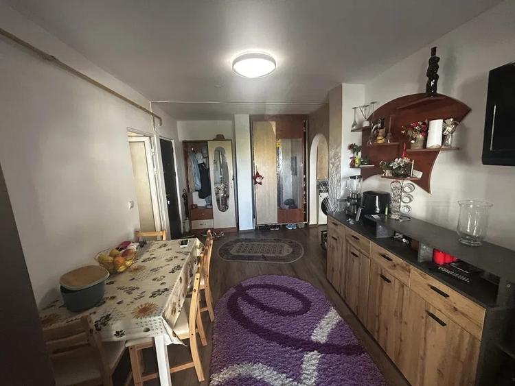 Apartament cu 2 camere decomandat, mobilat în Cug