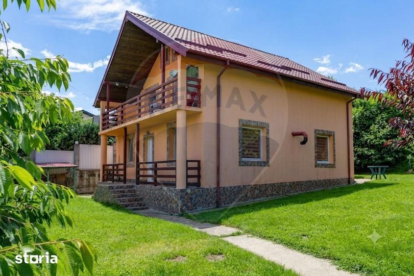 Casă cu 5 camere cu Teren 600 Mp în Hemeiuș
