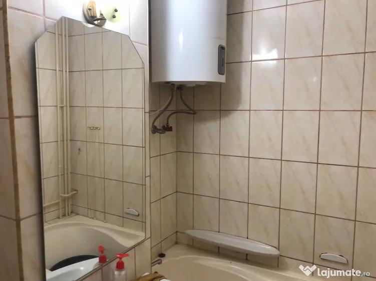 Apartament cu 2 camere decomandat în Ultracentral