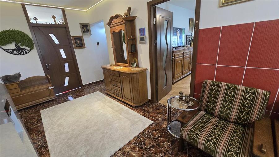 Apartament 4 camere – bloc Belvedere! Suceava! De Vanzare! 0727817187 - 2