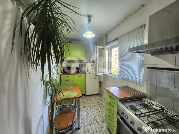 Apartament cu 3 camere semidecomandat în Basarabia