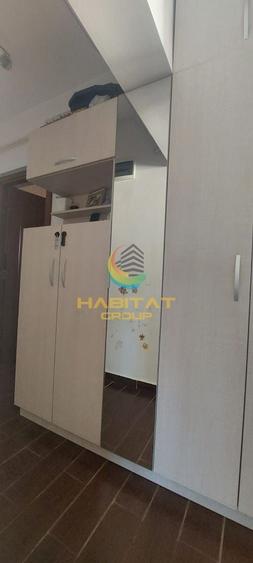 Apartament cu 3 camere decomandat, mobilat în Berceni