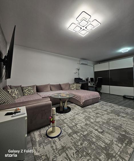 Casă cu 3 camere decomandat cu Teren 250 Mp în Nojorid